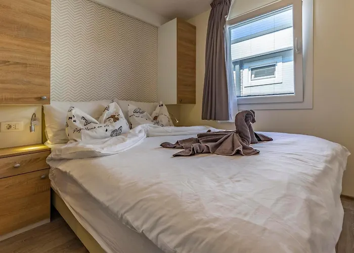 Mobile Homes Rocco 2 반졸레
