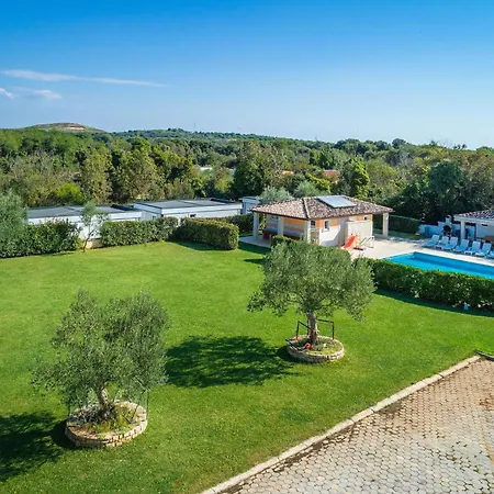 Mobile Homes Rocco 2 Banjole