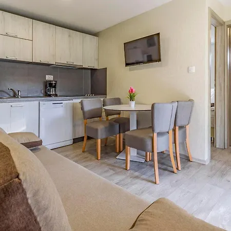 Mobile Homes Rocco 2 * Banjole