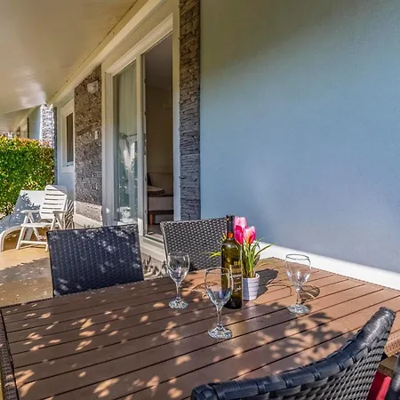 Mobile Homes Rocco 2 *