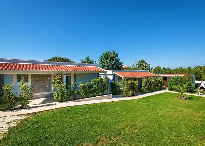 Mobile Homes Rocco 2 *