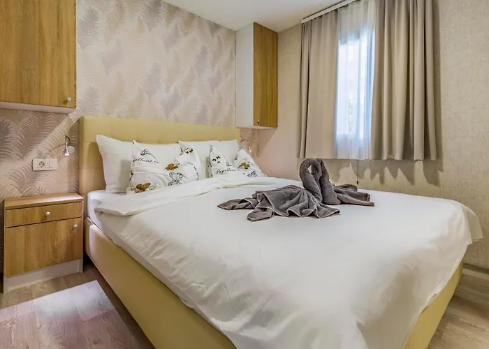 Mobile Homes Rocco 2 *