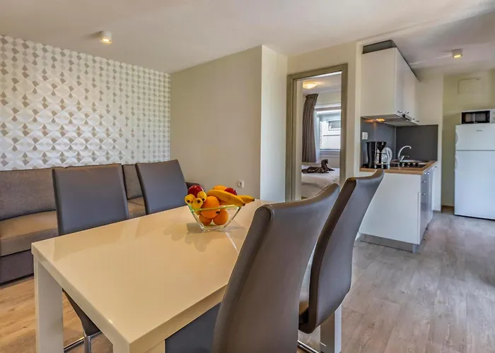 Mobile Homes Rocco 2 *